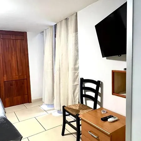 La Casa Di Nana Apartment *