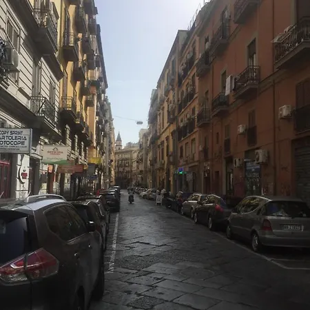Apartament La Casa Di Nana Neapol